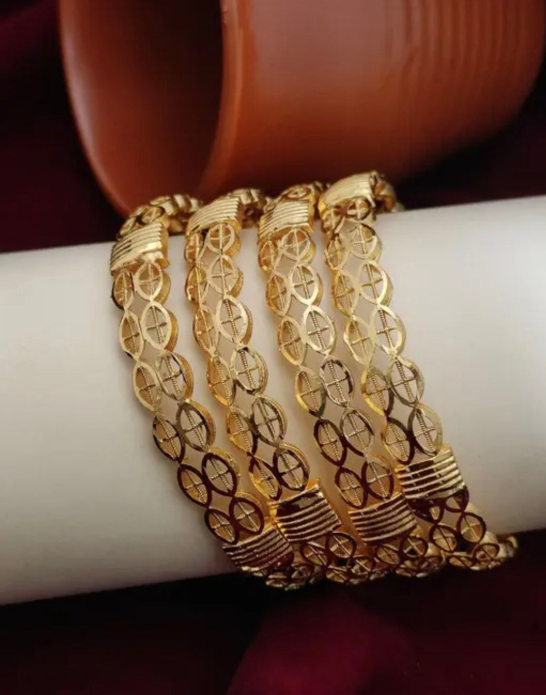 Indian traditionnelle bracelet plaqué or taille 2.8