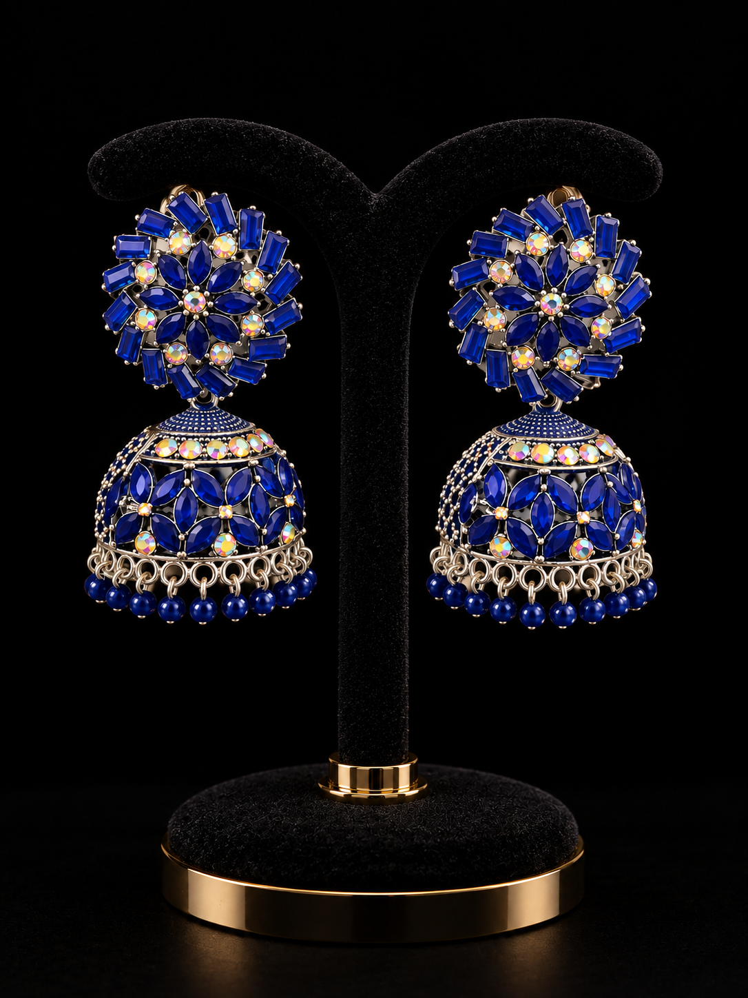 Blue and silver earrings with beads Secondary image