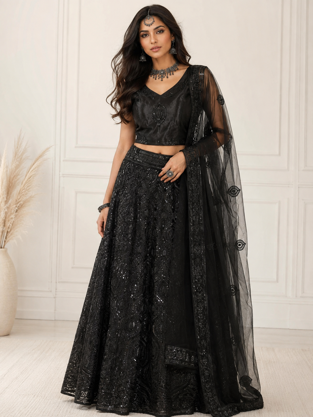 Bollywood Designer Lehanga Choli noir 3 pièces Image principale du produit